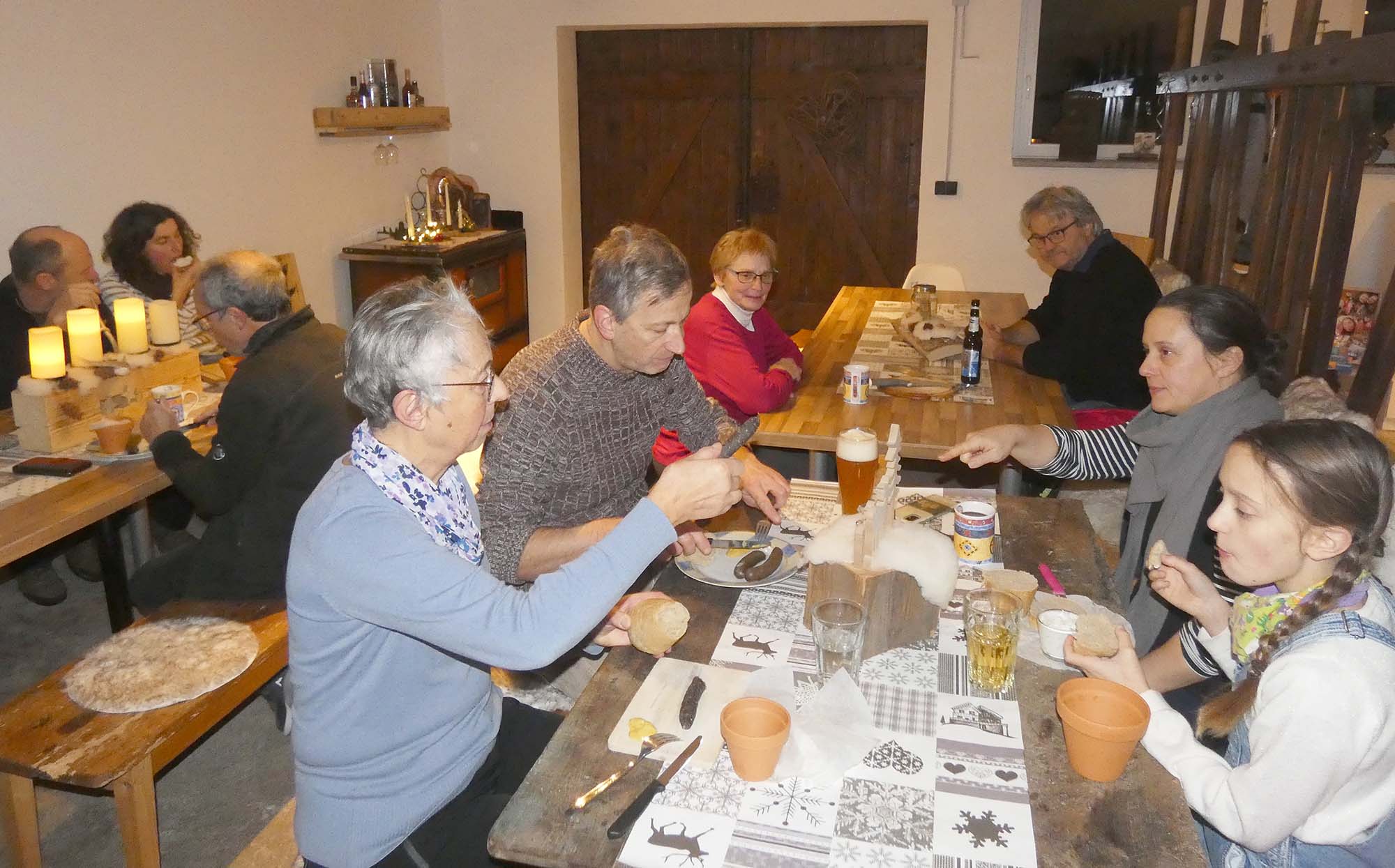 2024-1-10-NO-bia-Lichtwanderung Basilihof-Vesper im Partyraum