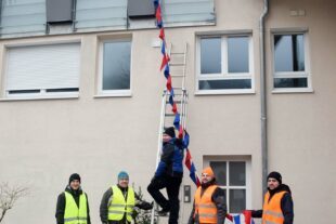 2024-1-17-NO-hv-Narrenzunft-närrisch schmücken-DSC_1118