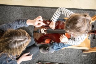 2024-1-17-OG-ZE-Musikschule-Schnupperunterricht-Cello