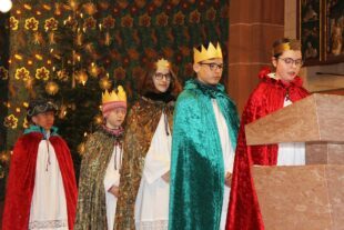 2024-1-2-OH-Franz Huber- Aussendung Sternsinger Bild-3