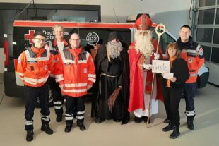 2024-1-4-ZE-UH-Thomas Roth- Nikolas Spende DRK 20240102_171455