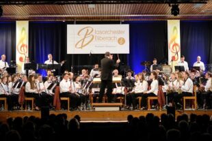2018-3-17-BI-vo-Frühlingskonzert Blasorchester DSCF5156