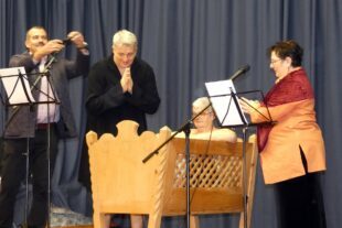 2024-2-12-ZE-UH-bia-Saumusiksabend-und-Krippe Schnitzelbank