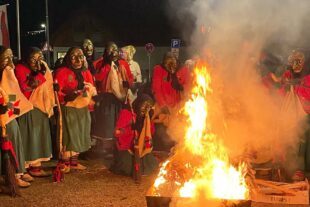 2024-2-14-ZE-UH-Natascha Comeau-Eckwaldhexen-Verbrennung_Bild4_Slider