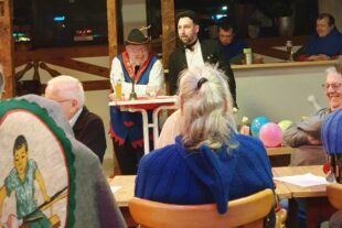 2024-2-23-NO-Verein-Narrenzunft-Die beiden Versammlungsleiter Josef Bruder (l.) und Björn Späth (r.)