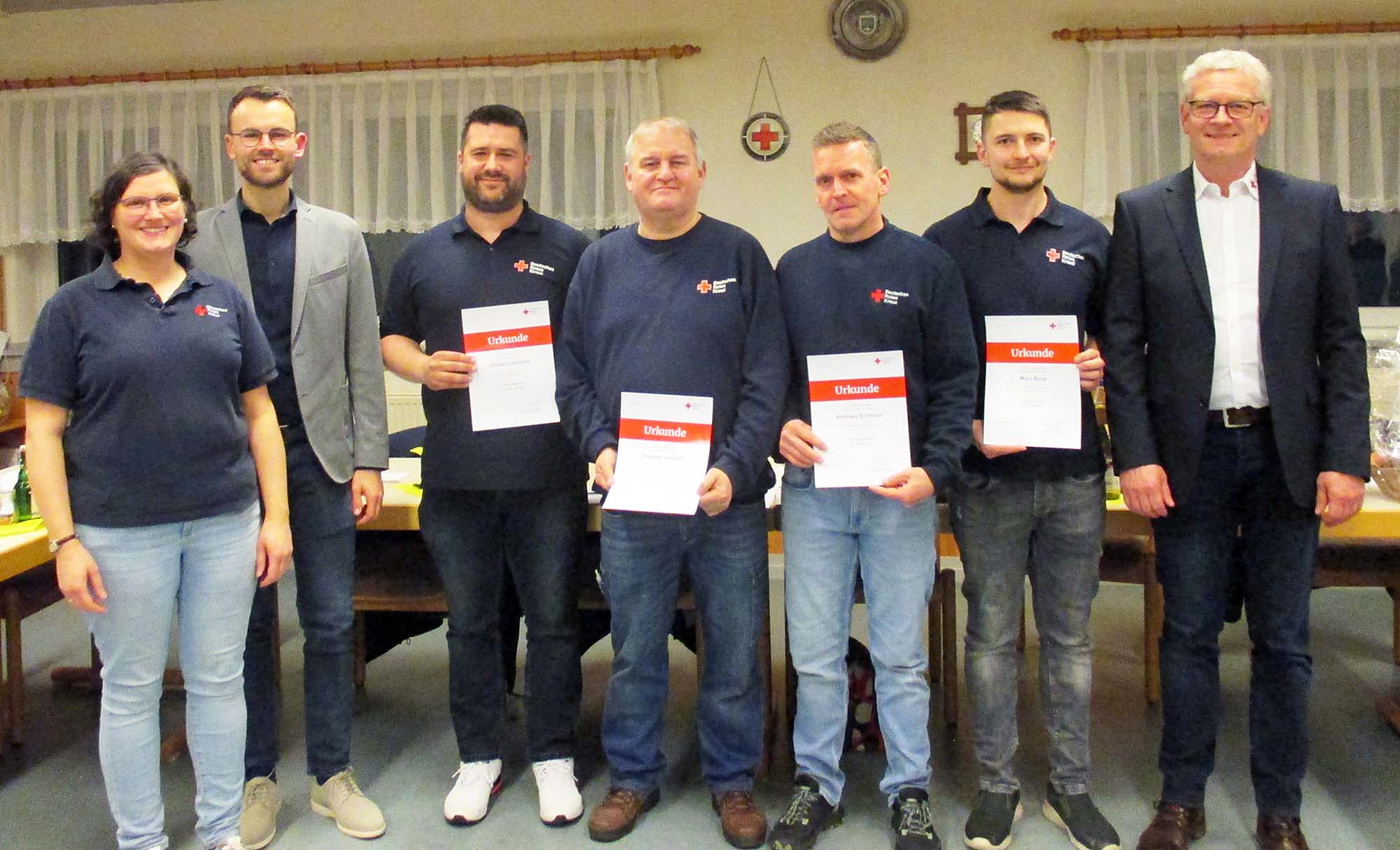 2024-3-11-BI-Thomas Leopold-DRK-Foto 2 Geehrten IMG_1092