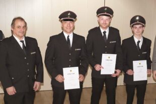 2024-3-11-ZE-UH-vo- Feuerwehr UH Jahreshauptversammlung XT4V6854