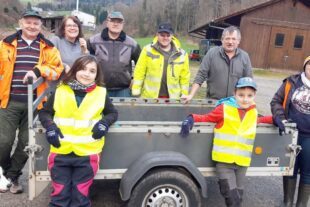 2024-3-22-NO-Johanna Kühne-Kleintierzüchter-Foto_Bachputzen