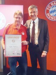 Stefan Armbruster ist seit 50 Jahren Fan des FC Bayern München