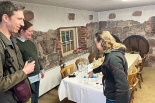 2024-4-10-NO-Touristen-Information-Außergewöhnliche Ideen für feine Liköre - Angela Boschert