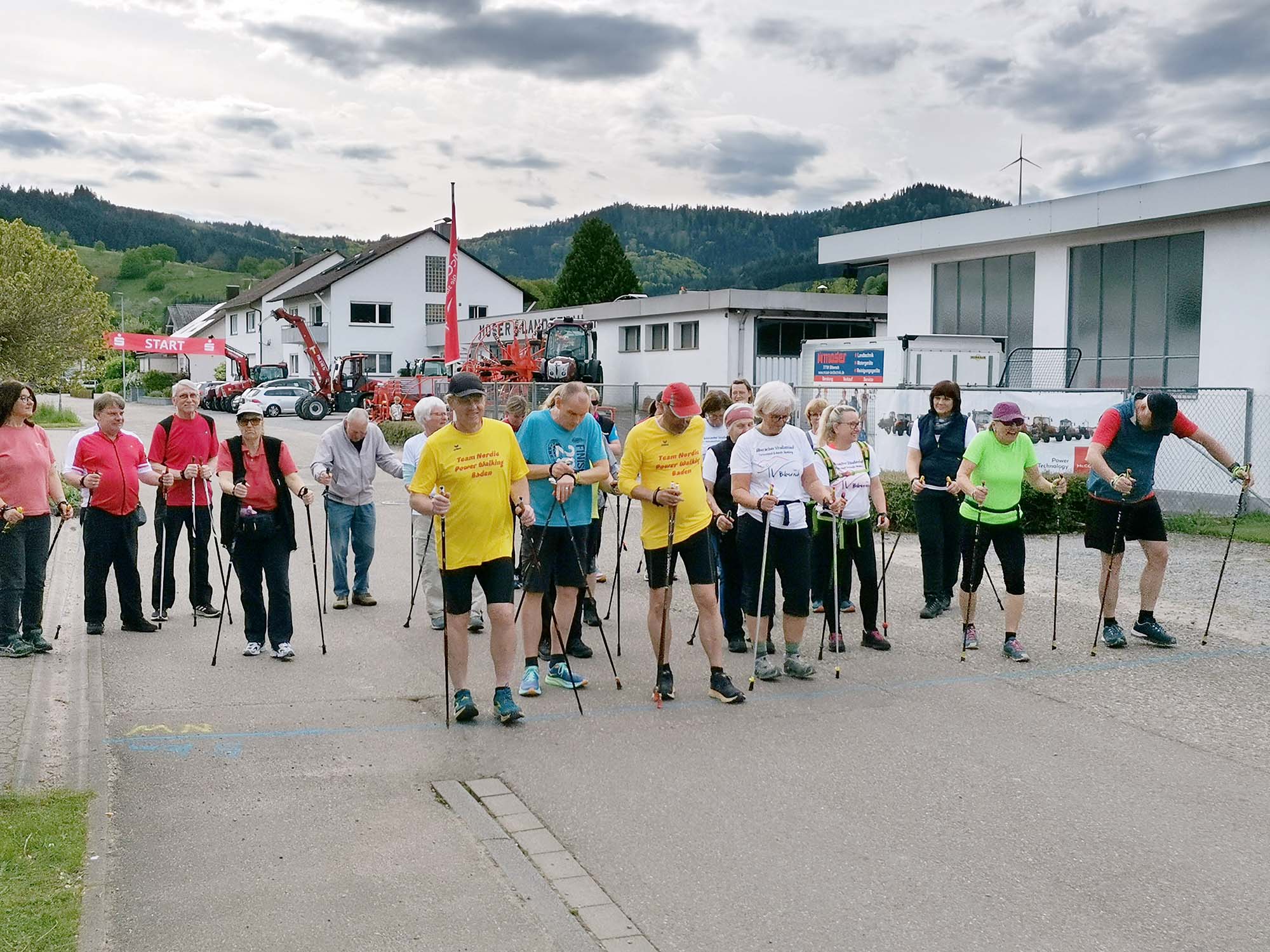 2024-4-30-BI-Robert Kiss-TVB-Strassenlauf Bib-Nordic Walking