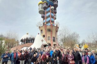 2024-4-5-OH-Stefan Lehmann-BDM Milchbaern-Ausflug-hundertwasserturm