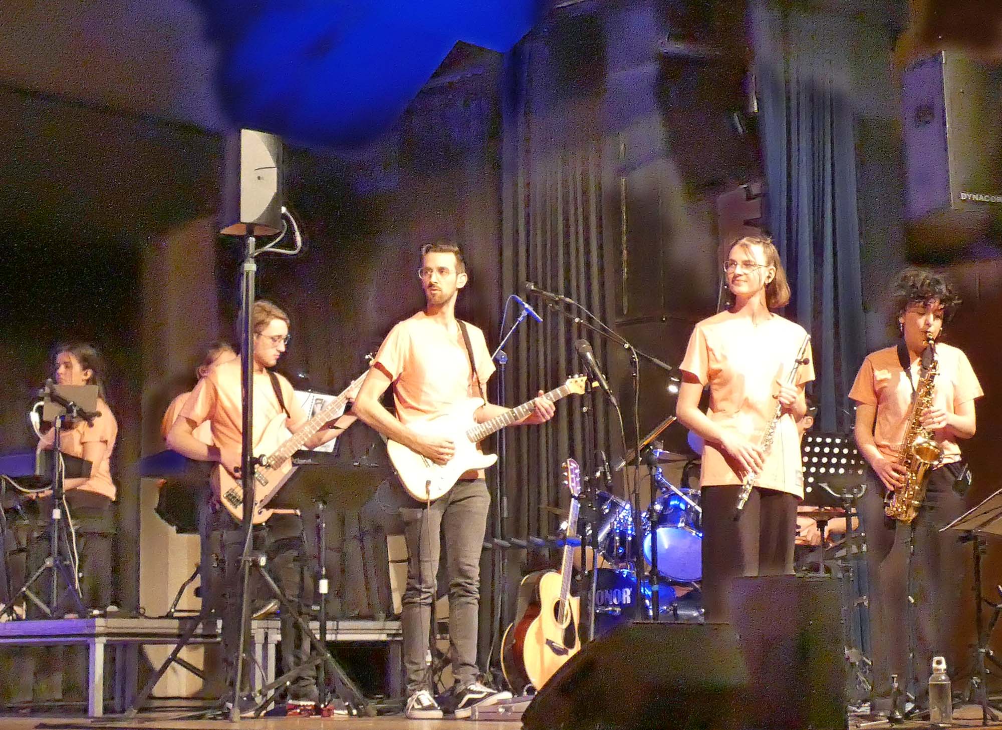 2024-4-5-OH-bia-Adonia-und-Band