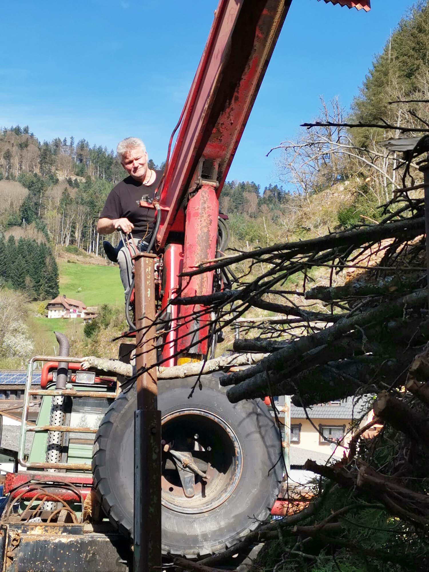 2024-4-8-NO-hv-Beginn Schwimmbadsanierung-IMG_20240406_104324