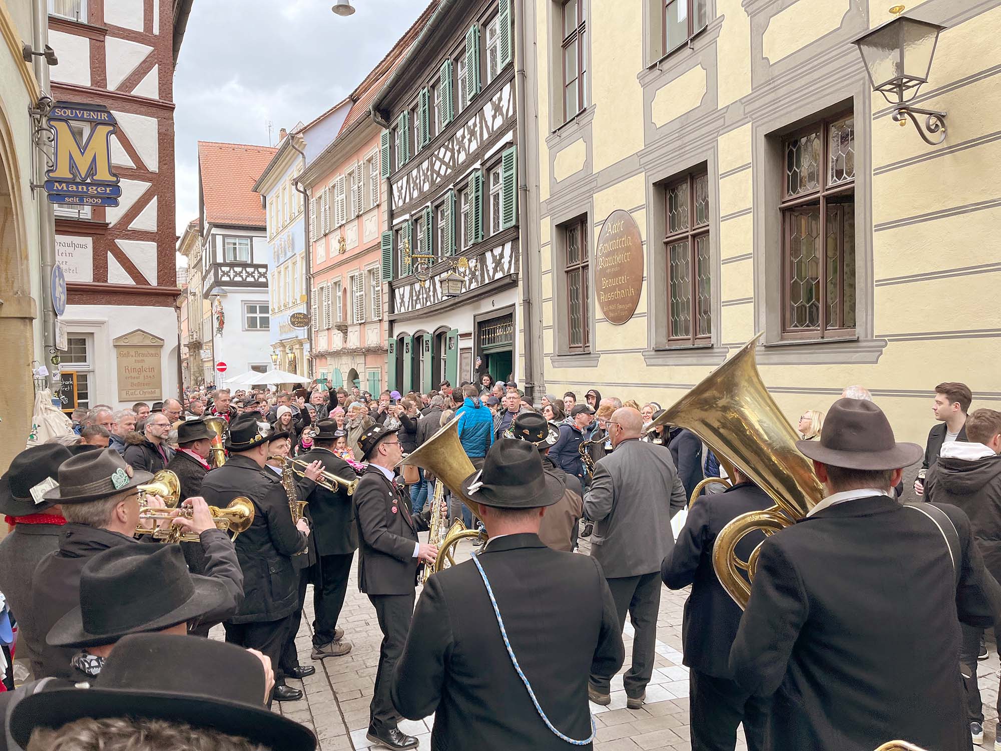 2024-5-10-BI-Alexander Schilli-Moschdmusik-Ausflug 2024 Bamberg-Konzert_Altstadt