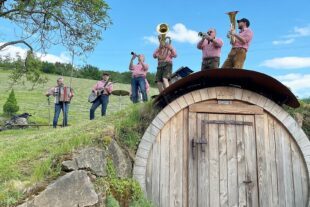 2024-5-24-OH-Tourist-Info-Picknick-Konzerte Oberharmersbach