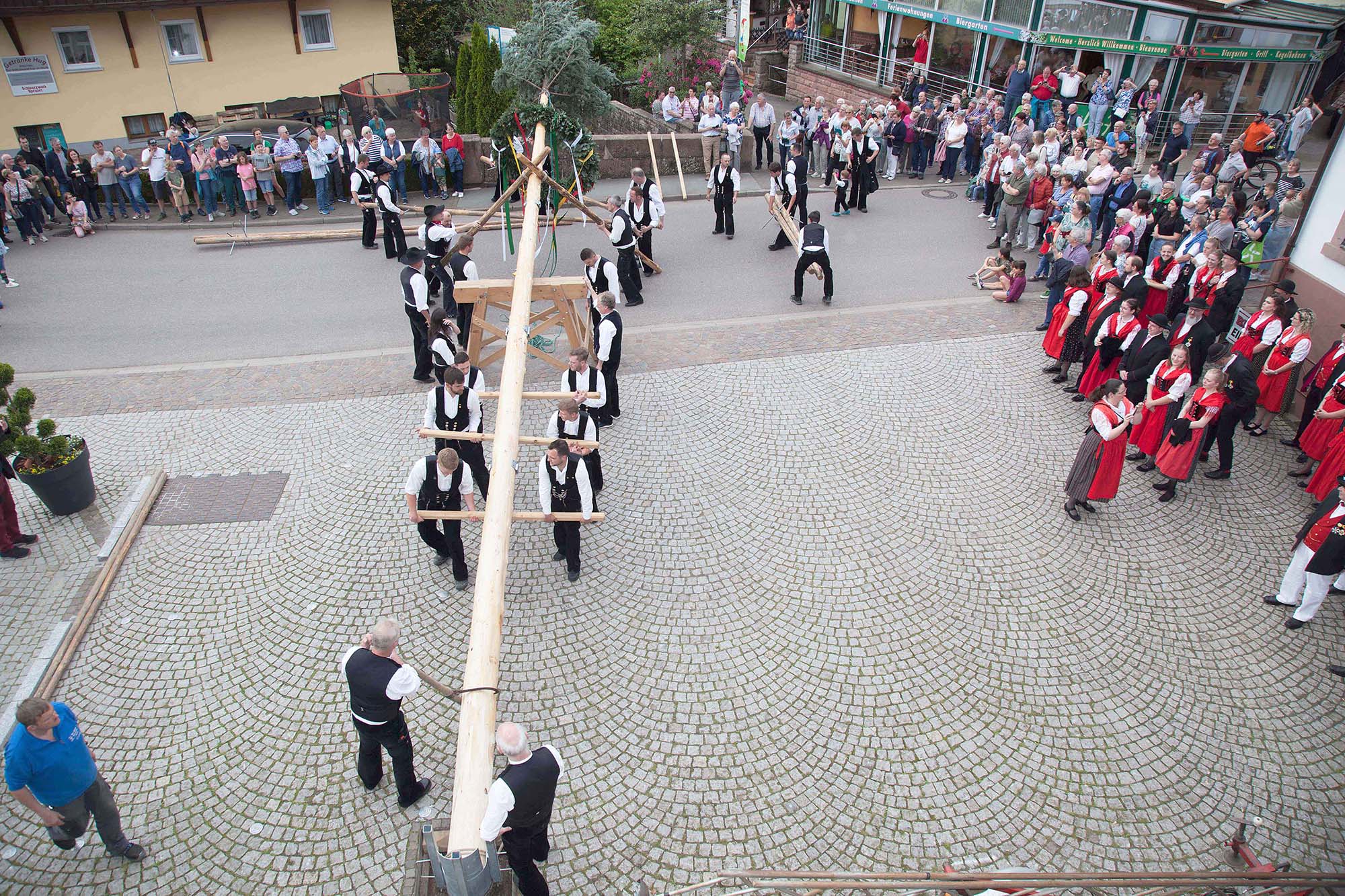 2024-5-3-OH-kal-Rathausplatz-zIMG_1780