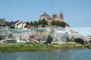 2024-6-24-NO-hv- Altenwerk Breisach Schiff DSC_0423
