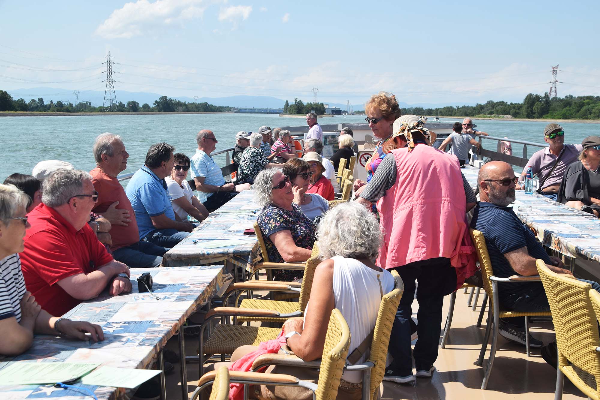 2024-6-24-NO-hv- Altenwerk Breisach Schiff DSC_0432