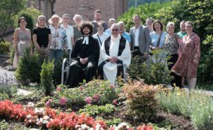 Paradies der Erinnerung: Erinnerungsgarten bietet neue Bestattungsoption