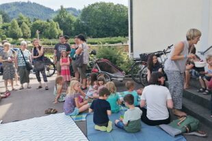 2024-7-29-BI-Wiebke Fix- Kinderkirche Himbeereis