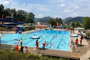 2024-7-3-BI-Grundschule BI-Schwimmbadtag-FC797EA3-D3B7-4DA9-92C1-EB764742A470_1_102_o