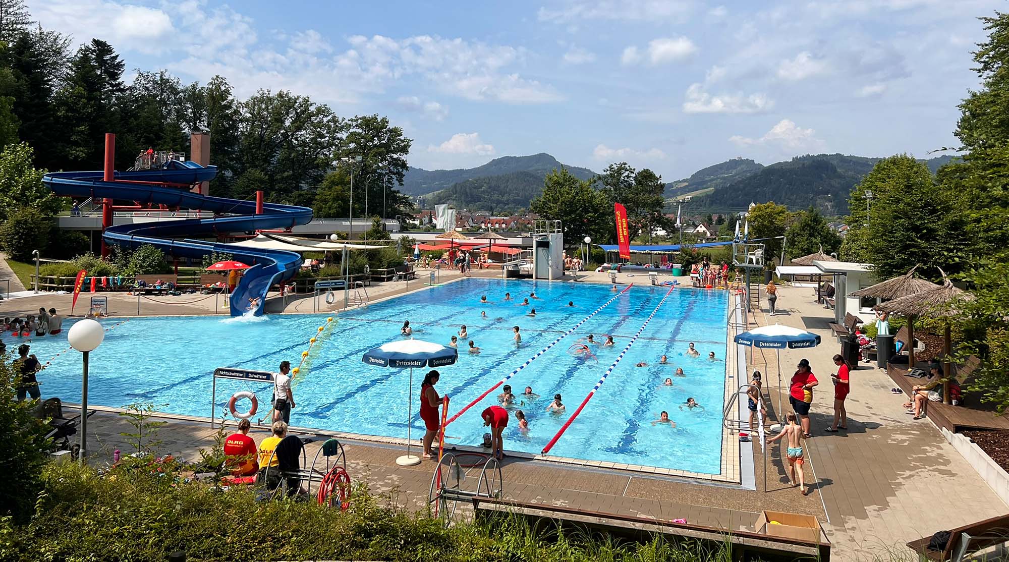 2024-7-3-BI-Grundschule BI-Schwimmbadtag-FC797EA3-D3B7-4DA9-92C1-EB764742A470_1_102_o