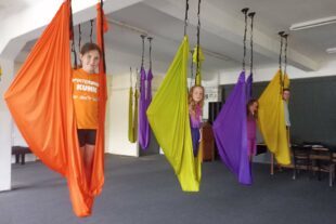 2024-8-14-BI-Tourist-Info-Sommerferienprogramm-Yoga am Tuch 5