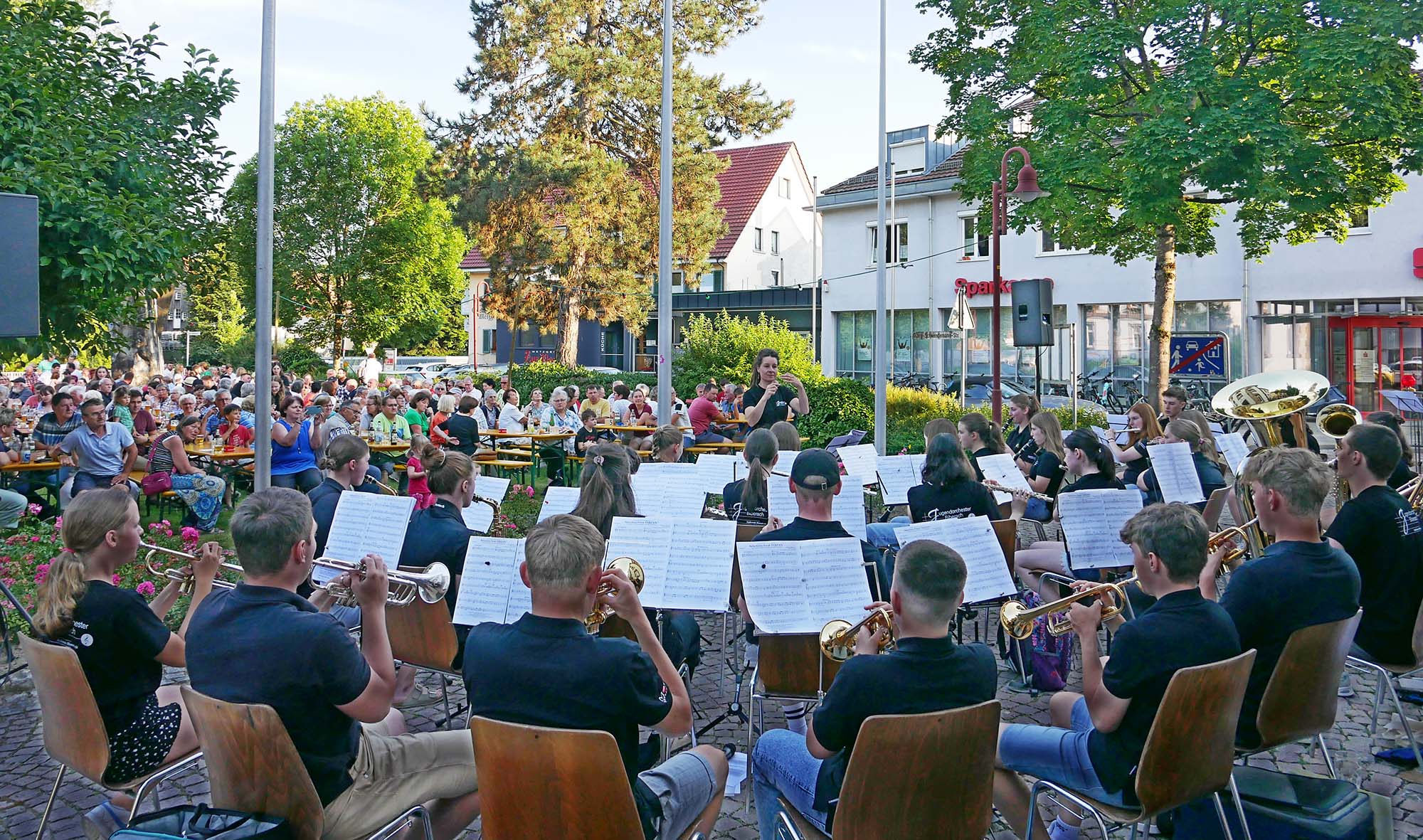 2024-8-16-BI-Julia Schüle Bild_Dämmerschoppen_Steinach