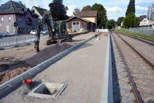 SWEG verlängert die Bahnsteige entlang der Harmersbachtalbahn