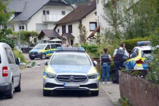 2024-8-9-ZE-UH-hps-Polizeieinsatz Tannenweg-DSC_5130 2