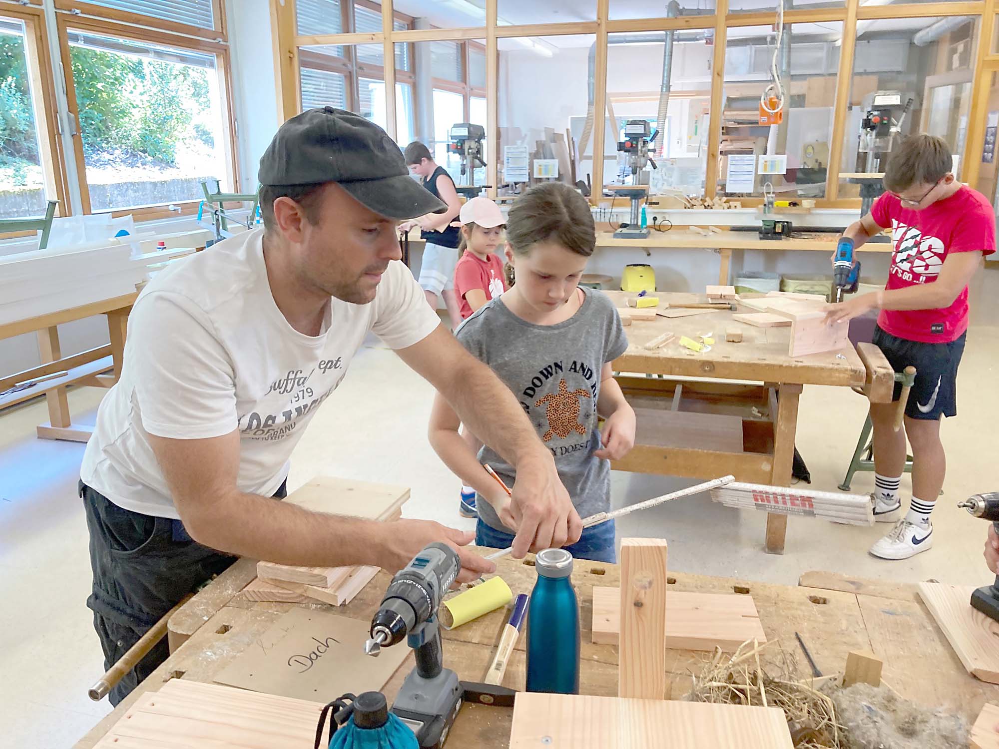 2024-9-2-OH-Franz Huber-Nistkästen bauen-IMG_8637