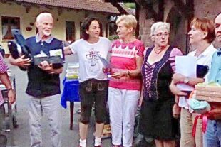 2024-9-20-BI-PB-privat-Schülehof Gästeehrungen-Ehrung Ehepaar Dinger