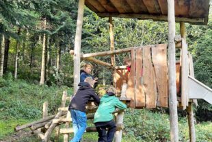 2024-10-21-OH-Tourist-Info-Ei verpacken