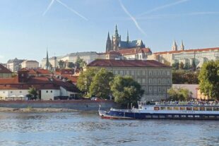 2024-10-23-OH-Karl-Josef Schwarz-Jahrgangstreff in Prag-1000013980