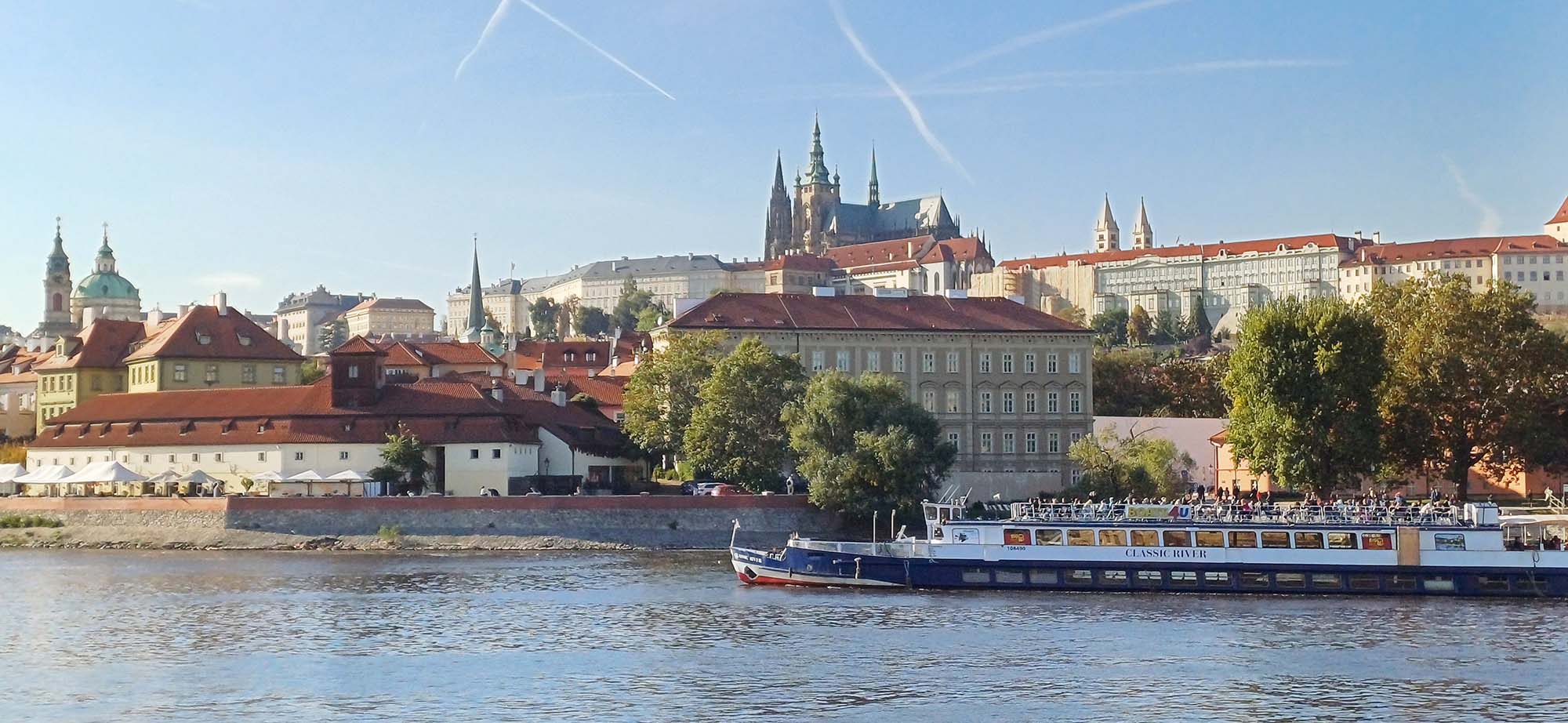 2024-10-23-OH-Karl-Josef Schwarz-Jahrgangstreff in Prag-1000013980