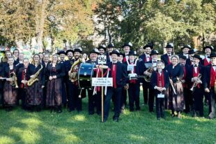 2024-10-4-ZE-UH-Musik UH- Cannstatter Wasen-IMG-20240929-WA0011