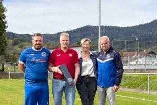 2024-10-9-BI-Boris Mosmann-FVB Trikots-IMG_3872[96]