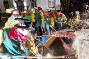 2024-11-15-OH-Bärenzunft OH-Brunnen putzen-20241111_194213