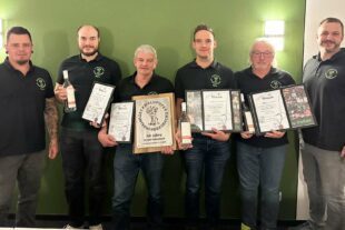 2024-11-15-ZE-UH-Timo Kornmayer-Mitgliederversammlung Eckwaldpuper langjährige 3aaa0624-714c-47e4-aa09-0198e34f5349