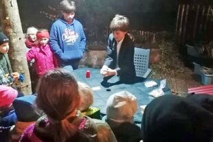 2024-11-20-BI-Wiebke Fix-Lebensmittelrettung-Johannes 11 Jahre alt zaubert für alle Gäste