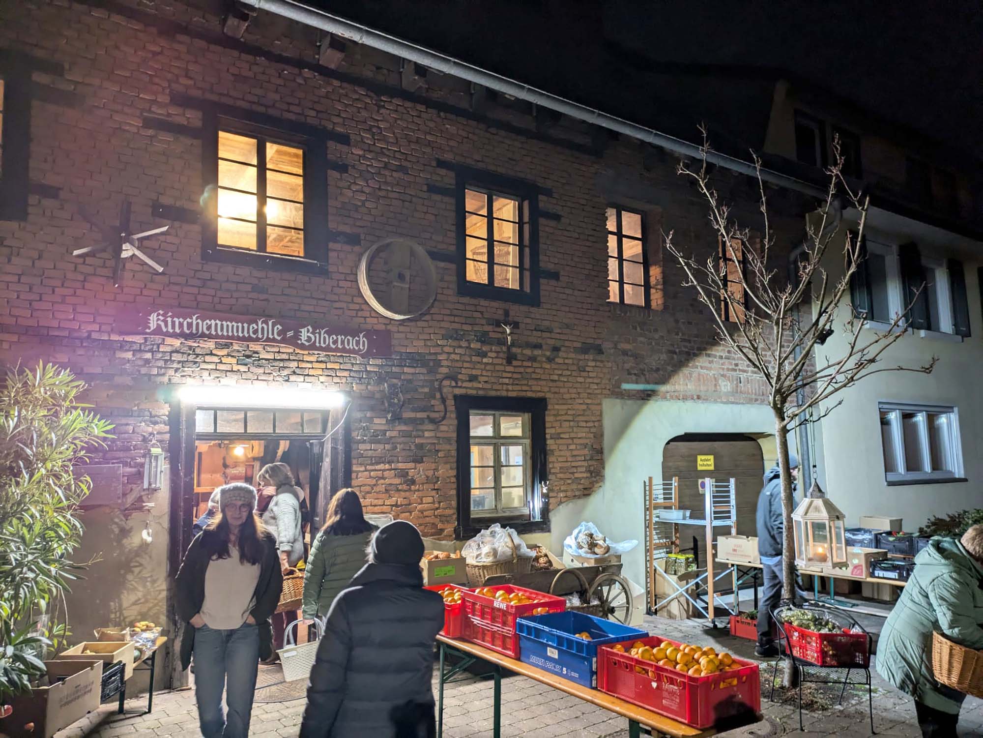 2024-11-20-BI-Wiebke Fix-Lebensmittelrettung-Stimmung an der Alten Kirchenmühle