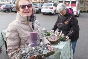 2024-11-27-BI-PB-bia-Kaffee und Kranz-und-Dattelpalme b