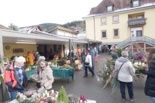 2024-11-27-BI-PB-bia-Kaffee und Kranz-und-Gelände