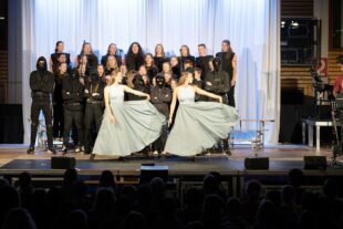 2024-11-4-BI-Veranstalter- Adonia-Petrus24_Tanz+Chor_Presse