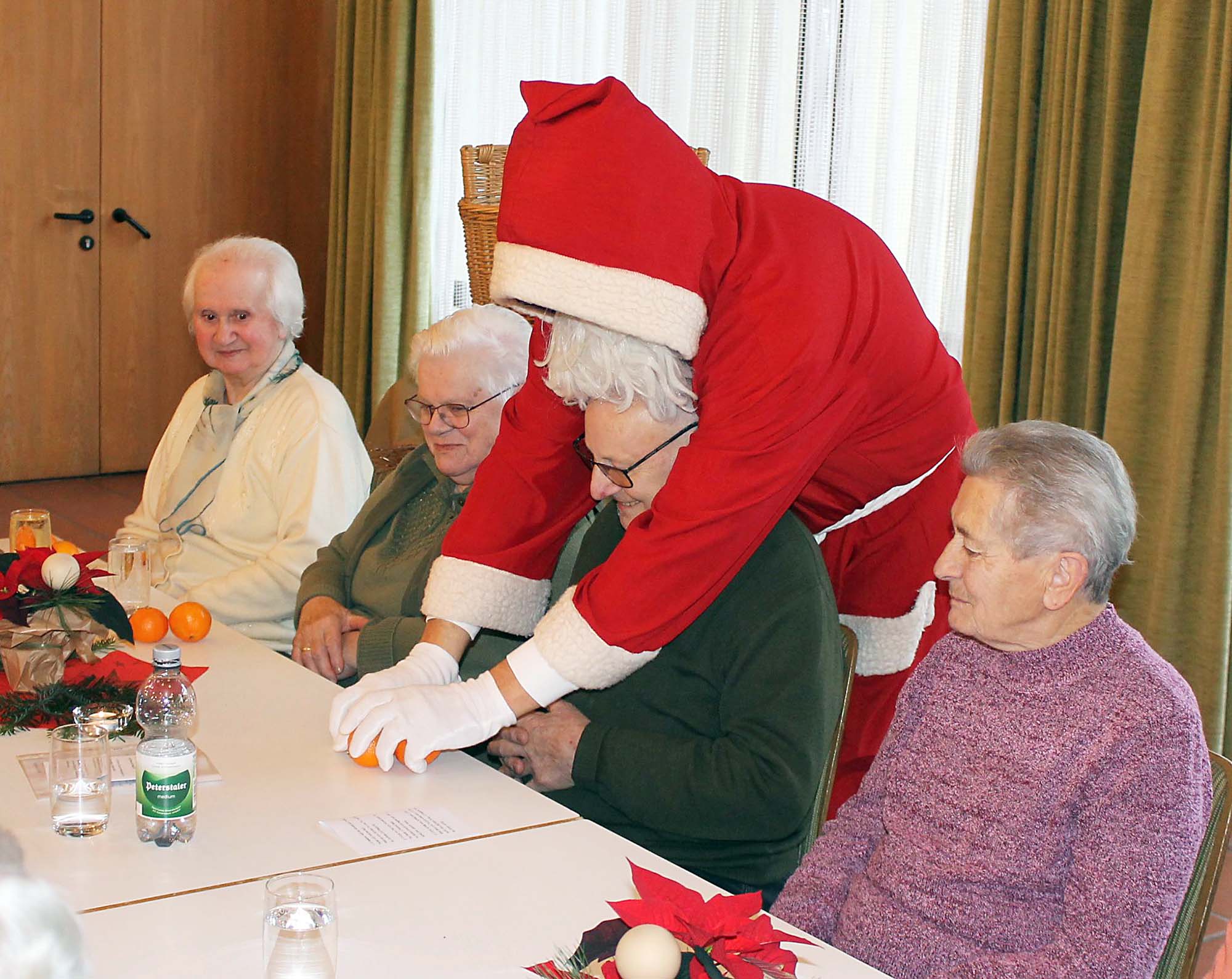 2024-12-13-OH-Franz Huber- Seniorennachmittag Adventsfeier Bild-1