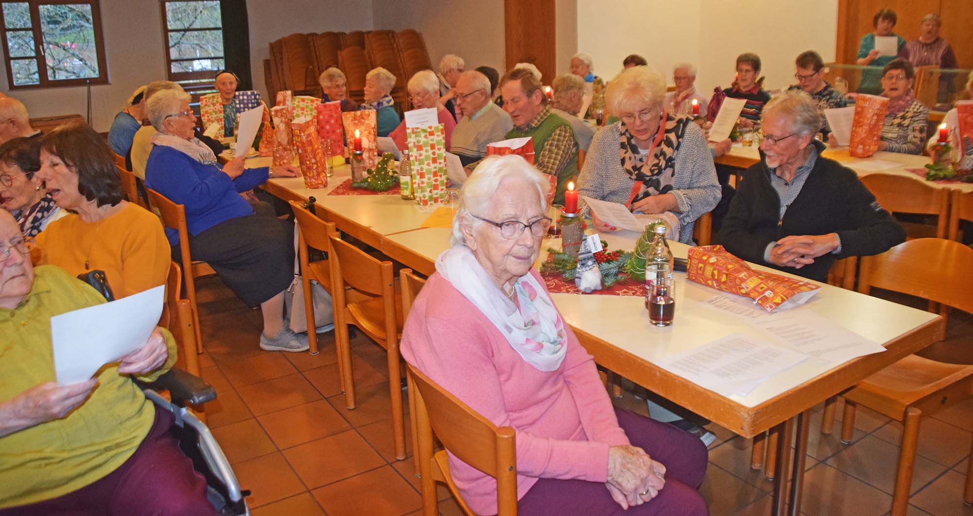 2024-12-16-NO-hv-Altenwerk-Adventsfeier-DSC_1418