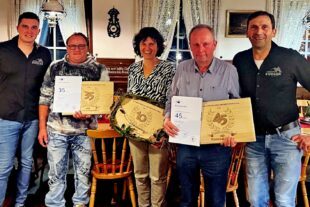 2024-12-18-ZE-UH-sp- Holzwerk Burger Ehrungen IMG_0274