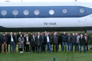 2024-12-2-BI-vo- Hydro Jubilarsfeier Gruppe XT4V0024