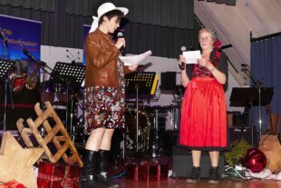 2024-12-4-ZE-UE-Landfrauen-Seniorennachmittag-P3020276a